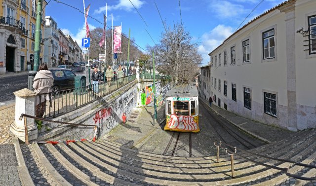 Lissabon: Straßenbahn-Lift